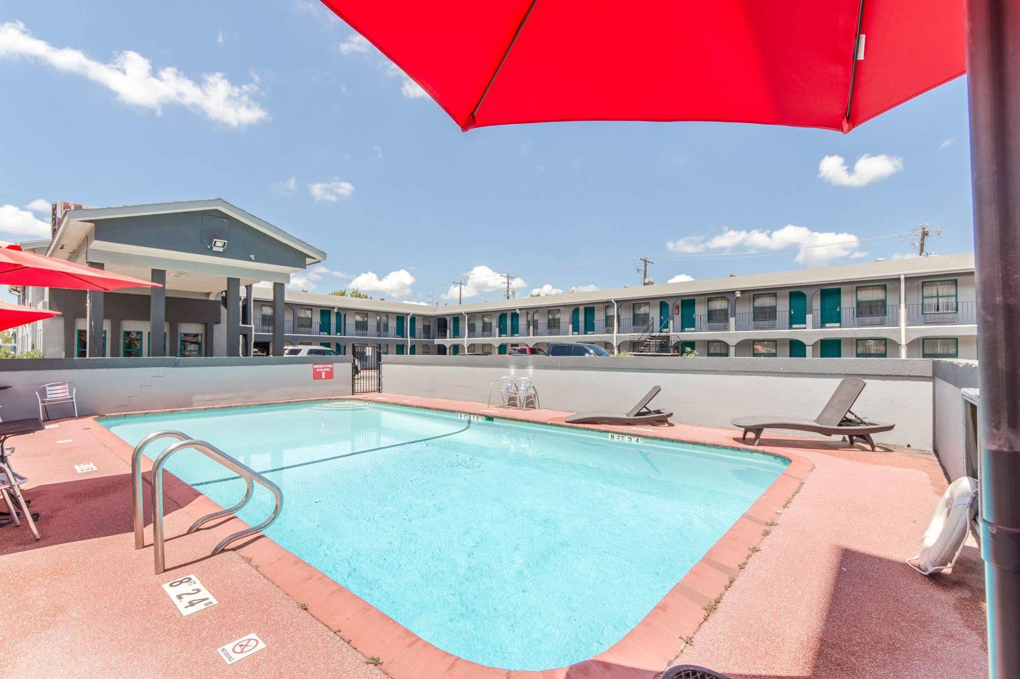 Rodeway Inn University Austin Luaran gambar