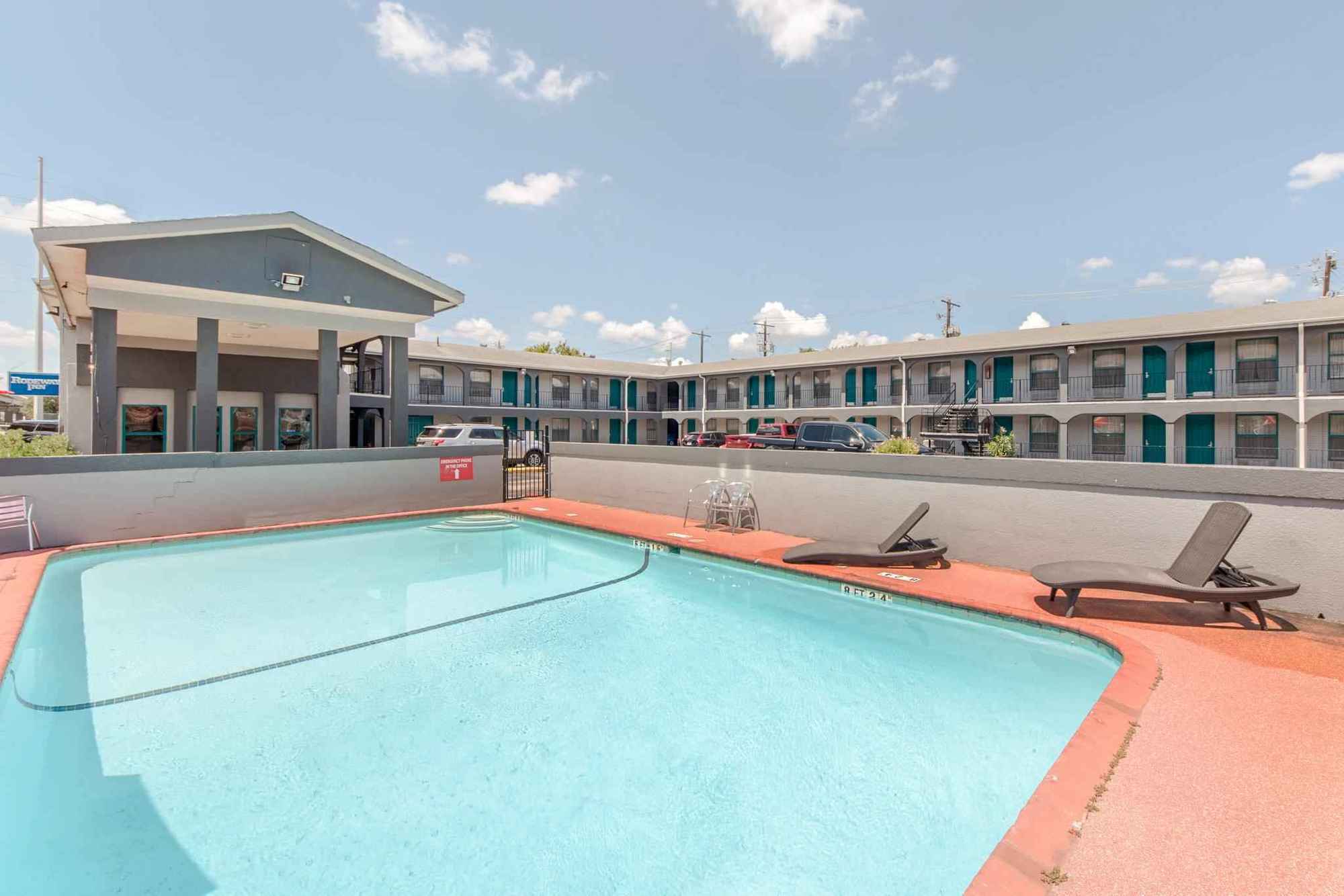Rodeway Inn University Austin Luaran gambar