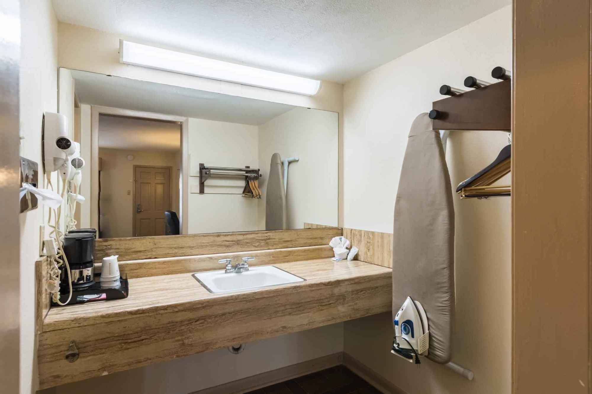Rodeway Inn University Austin Luaran gambar